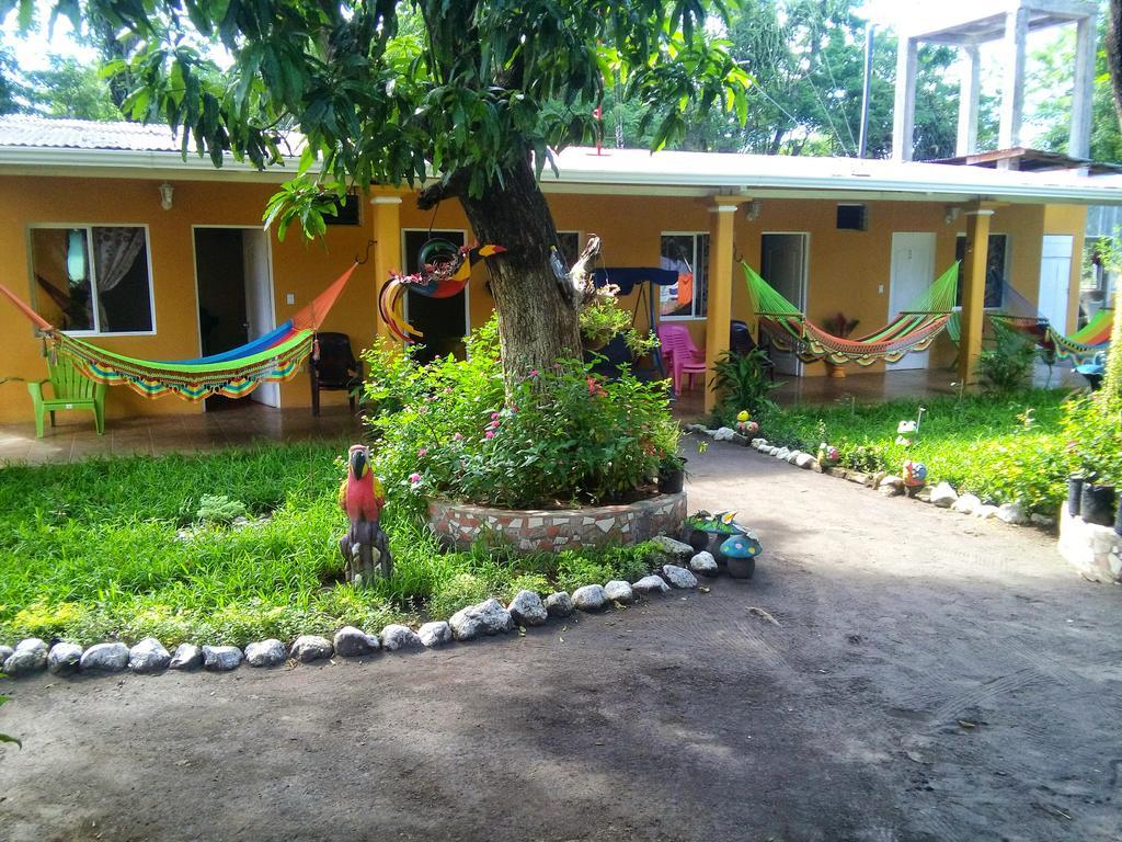 Hostal Nathaly Moyogalpa Luaran gambar