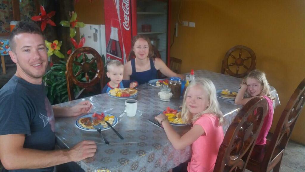 Hostal Nathaly Moyogalpa Luaran gambar